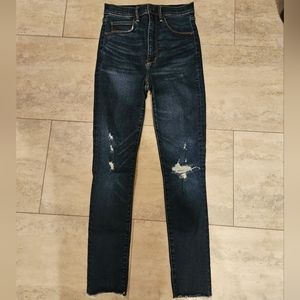 Abercrombie & Fitch Ultra High Rise 26 Short